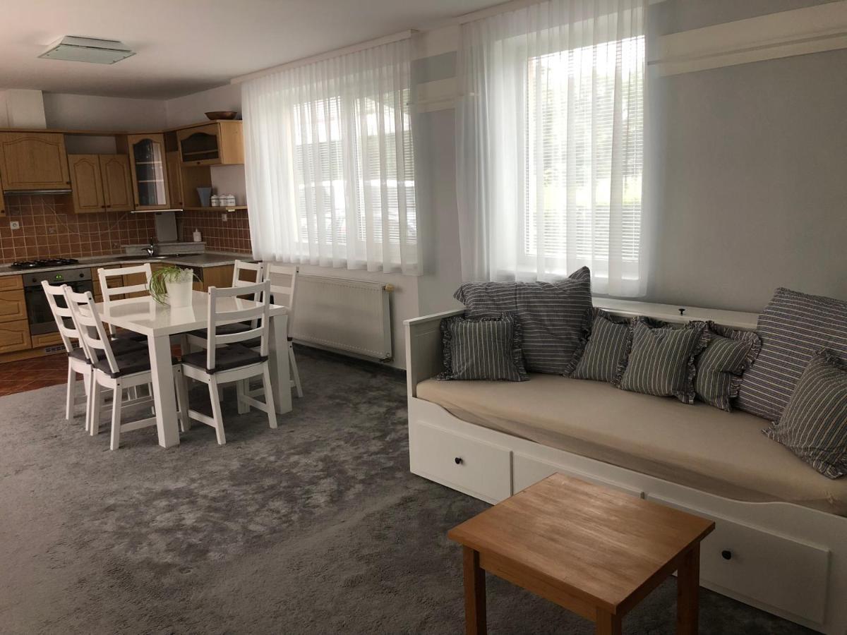 Prazdninovy Dum Zavadilka Villa Ceske Budejovice Exteriör bild